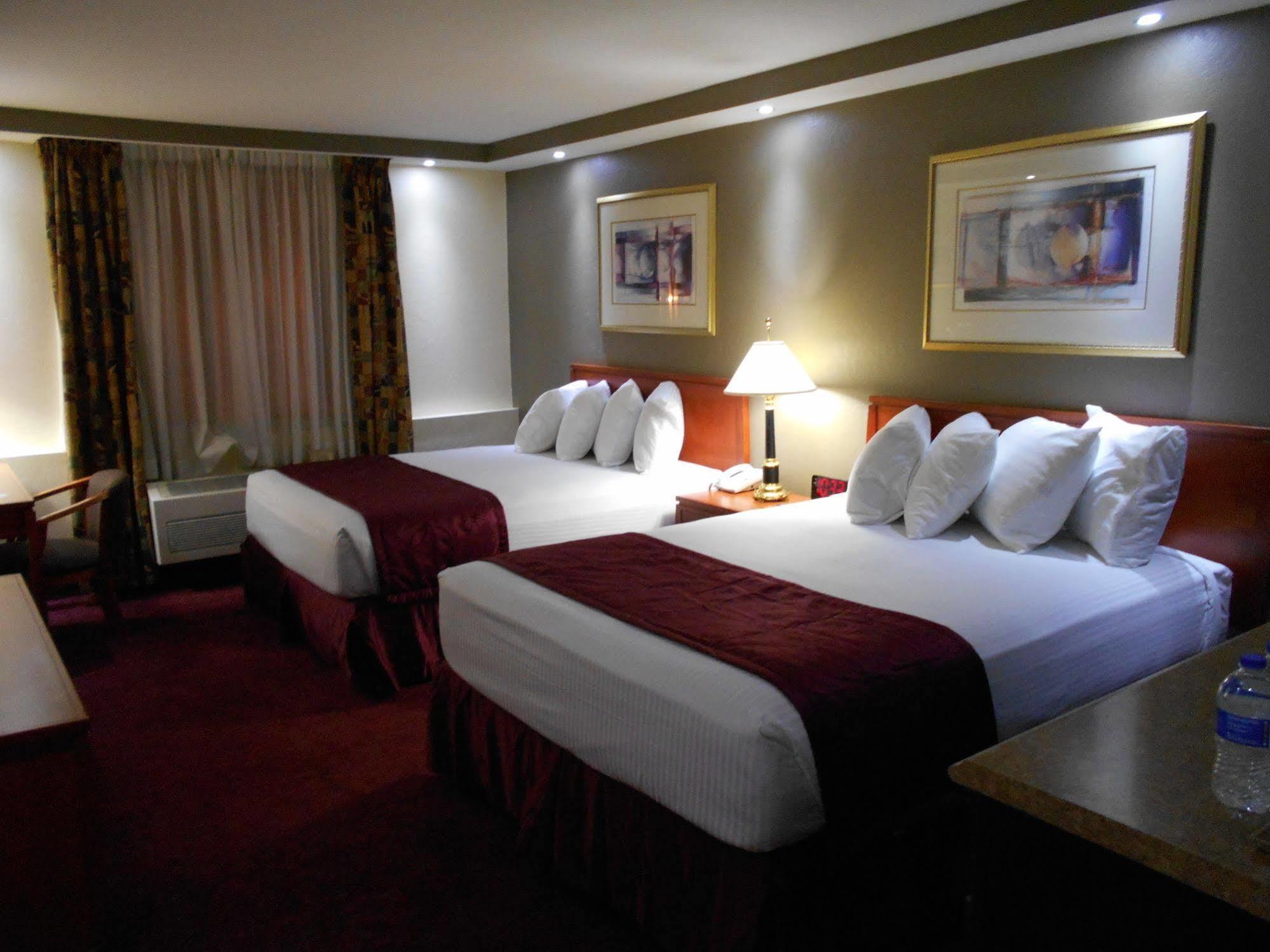 Best Host Inn Plaza Kansas City Eksteriør billede