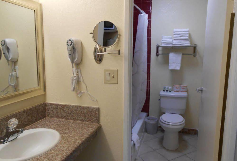 Best Host Inn Plaza Kansas City Eksteriør billede
